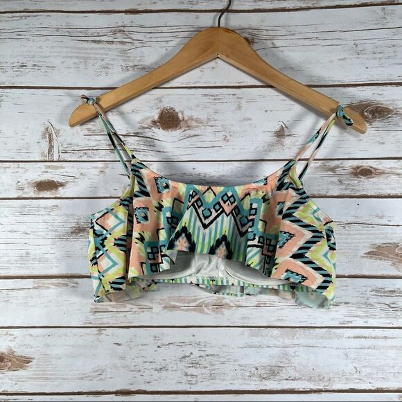 AZTEC Tribal Print La Hearts Bikini Top with Ruffles Size: Medium - Picture 5 of 11